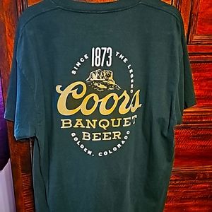 Men's sz large dark green Coors Banquet tshirt like new